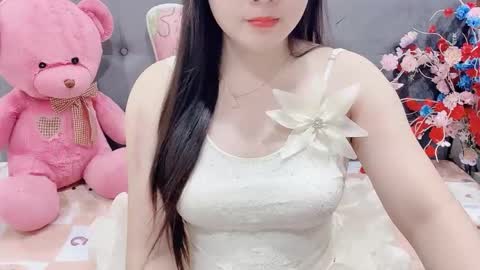sanami_sian_ online show from December 15, 2025, 1:21 am