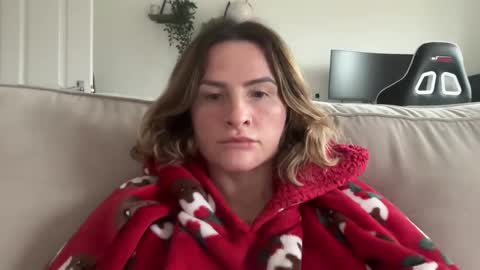 sandb250 online show from February 3, 2025, 3:49 pm