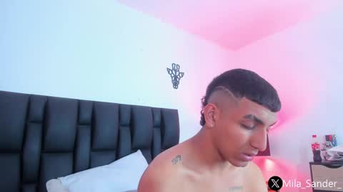 Snapshot of sander_mila chatting on December 9, 2024, 10:41 pm MilaSander online show from December 9, 2024, 10:41 pm