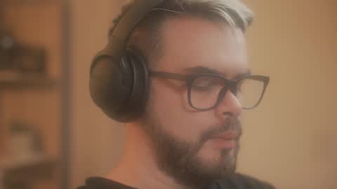 Sanders online show from March 10, 2026, 4:50 am