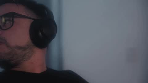 Sanders online show from April 21, 2026, 12:12 am