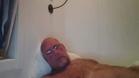 sandnesrune523 online show from October 16, 2025, 5:30 am