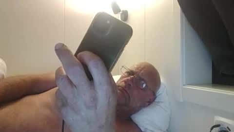 Snapshot of sandnesrune523 chatting on June 11, 2026, 5:16 am sandnesrune523 online show from June 11, 2026, 5:16 am