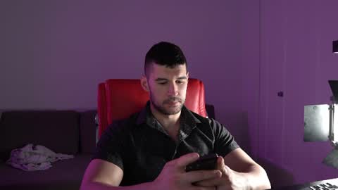 Snapshot of sandow_ chatting on June 11, 2026, 11:36 pm Sandow online show from June 11, 2026, 11:36 pm