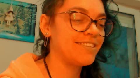 Sandra online show from March 11, 2026, 4:57 pm