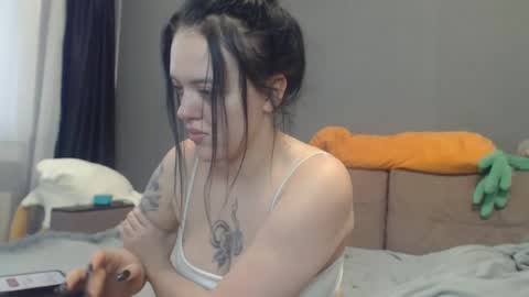 sandra_smith3007 online show from February 13, 2025, 7:45 am