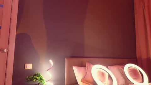 Sandy  online show from February 11, 2025, 4:11 am