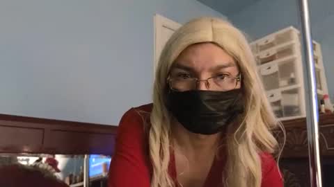 Snapshot of sandrasaa chatting on December 3, 2024, 8:27 am Sandra online show from December 3, 2024, 8:27 am