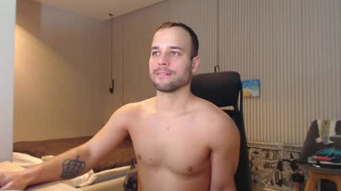 DeAlex online show from March 7, 2025, 2:01 pm