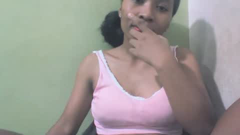 sandy735579 online show from March 28, 2026, 9:42 am