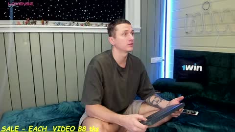 Sandy and Chris online show from February 1, 2025, 7:05 am