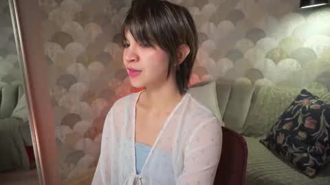 Snapshot of sandzu_ chatting on January 6, 2026, 8:45 pm Viola online show from January 6, 2026, 8:45 pm