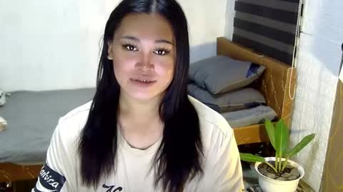 Snapshot of sangre_danaya chatting on October 5, 2025, 9:02 pm DANAYA online show from October 5, 2025, 9:02 pm