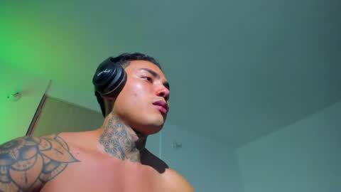 Santi Ferrer online show from March 23, 2026, 12:25 am