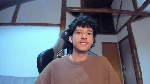 santi_twink19 online show from February 21, 2026, 8:15 am