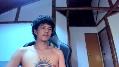 santi_twink19 online show from February 27, 2026, 5:40 am