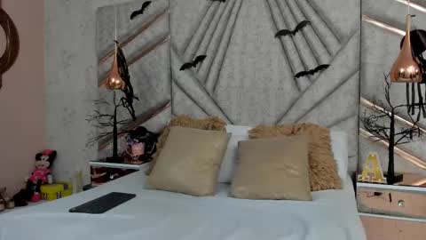 SantiAbader online show from November 3, 2025, 3:30 am