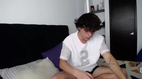 Santii online show from January 17, 2025, 7:49 pm