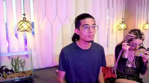 Snapshot of santsara chatting on June 4, 2026, 12:44 pm SANTSARA online show from June 4, 2026, 12:44 pm