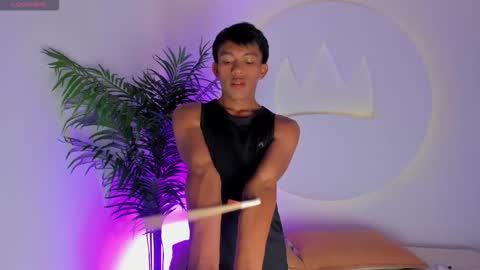 Santii online show from October 9, 2025, 10:30 pm