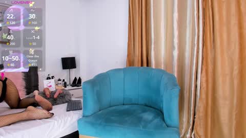 Santiago Carrington online show from February 4, 2025, 5:10 am