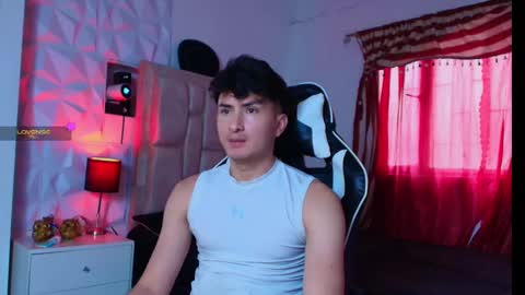 Snapshot of santyago_taylor chatting on January 9, 2025, 7:08 pm Santyago online show from January 9, 2025, 7:08 pm