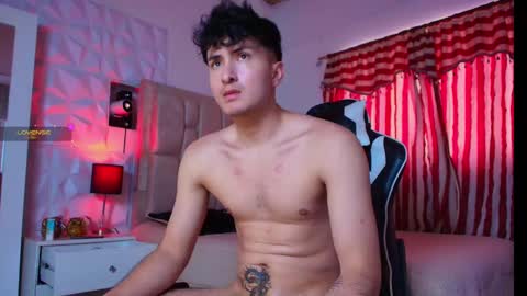 Snapshot of santyago_taylor chatting on January 10, 2025, 6:06 pm Santyago online show from January 10, 2025, 6:06 pm