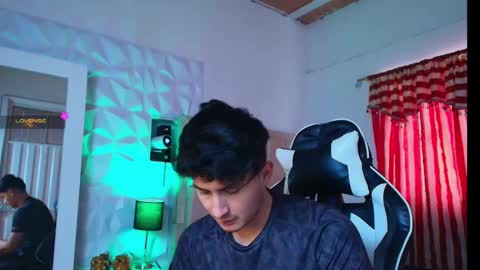 Snapshot of santyago_taylor chatting on January 14, 2025, 5:56 pm Santyago online show from January 14, 2025, 5:56 pm