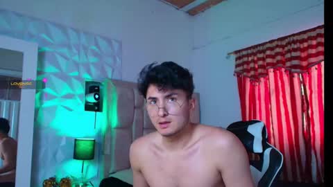 Snapshot of santyago_taylor chatting on January 14, 2025, 8:59 pm Santyago online show from January 14, 2025, 8:59 pm