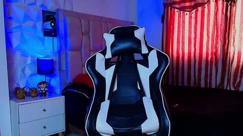 Snapshot of santyago_taylor chatting on February 5, 2025, 7:10 pm Santyago online show from February 5, 2025, 7:10 pm