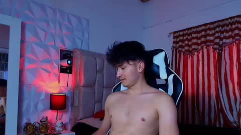 Snapshot of santyago_taylor chatting on February 12, 2025, 7:56 pm Santyago online show from February 12, 2025, 7:56 pm