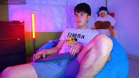 Snapshot of santyago_taylor chatting on September 29, 2025, 7:08 pm Santyago online show from September 29, 2025, 7:08 pm