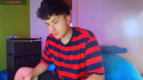 Snapshot of santyago_taylor chatting on November 24, 2025, 7:02 pm Santyago online show from November 24, 2025, 7:02 pm