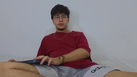 Snapshot of santybig18 chatting on February 4, 2025, 5:53 am santybig18 online show from February 4, 2025, 5:53 am