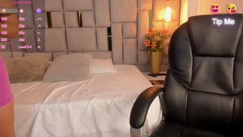 Saori  online show from January 28, 2025, 12:00 pm