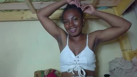 saphia online show from September 22, 2025, 5:53 am