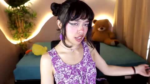 saphyralux online show from March 7, 2026, 9:56 pm