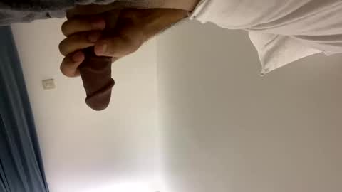 saqib332243 online show from March 31, 2026, 12:01 am