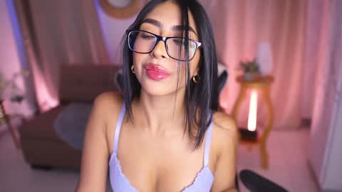 Sara  online show from January 22, 2025, 12:27 pm