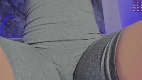 sara allenx online show from February 12, 2025, 2:43 pm