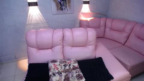 Sara... online show from November 22, 2025, 5:06 am