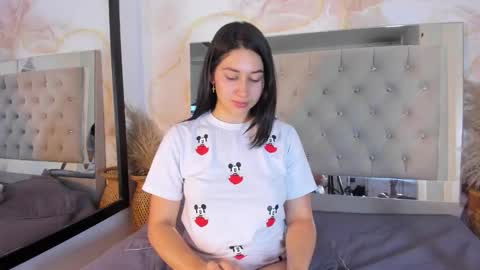 Snapshot of sara_connde chatting on September 23, 2025, 8:12 pm sara_connde online show from September 23, 2025, 8:12 pm