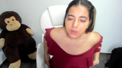 Snapshot of sara_lizcano chatting on December 6, 2024, 10:49 am sarah  LIZCANO....... online show from December 6, 2024, 10:49 am