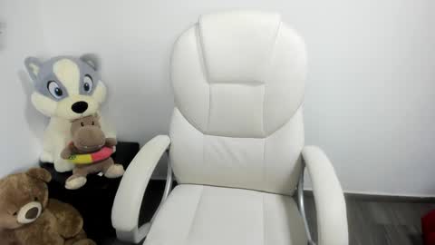 Snapshot of sara_lizcano chatting on December 26, 2024, 2:05 pm sarah  LIZCANO....... online show from December 26, 2024, 2:05 pm