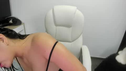 Snapshot of sara_lizcano chatting on February 19, 2025, 9:50 am sarah  LIZCANO....... online show from February 19, 2025, 9:50 am