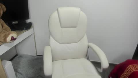 Snapshot of sara_lizcano chatting on February 27, 2025, 1:49 pm sarah  LIZCANO....... online show from February 27, 2025, 1:49 pm