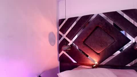 sara_lopee1 online show from September 10, 2025, 11:54 am