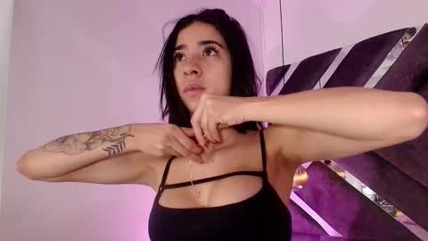 sara_lopee1 online show from October 21, 2025, 11:55 am