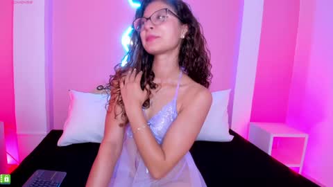 Sara  online show from February 6, 2025, 7:51 pm