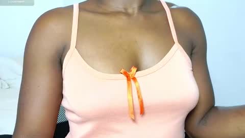 Sara online show from March 11, 2025, 2:54 am